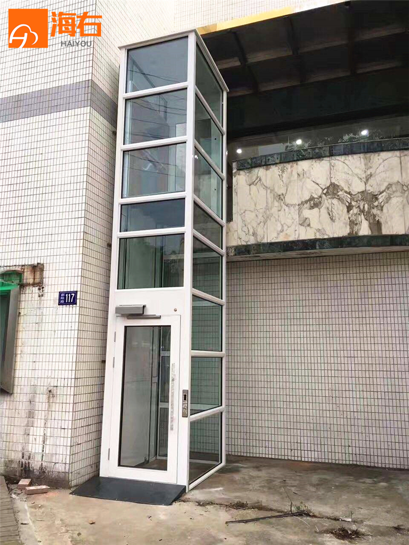 家用电梯